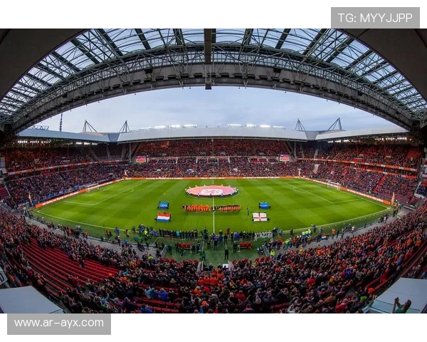 法甲俱乐部开放日互动，球迷签名会参与度飙升